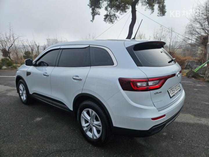 Renault QM6 2.0 LPe 2WD SE 7