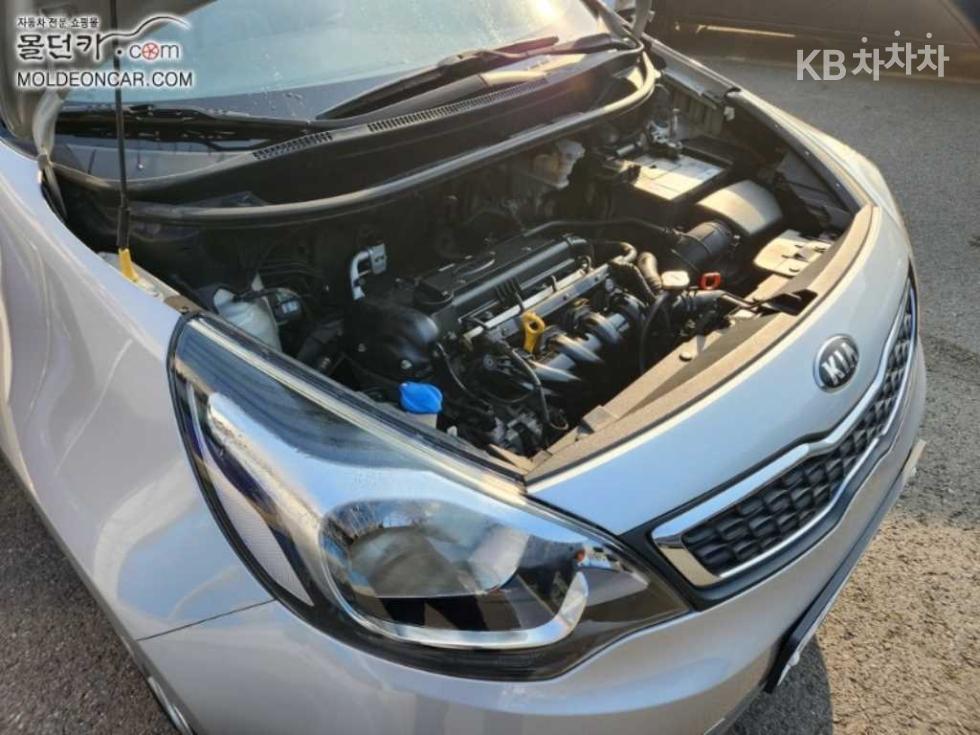 2012 - kia pride