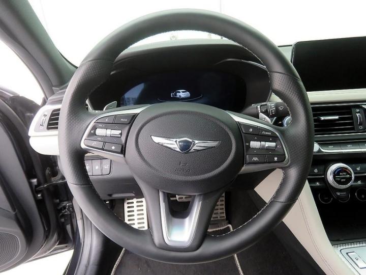 Genesis G70 3.3T AWD Sport Package 10