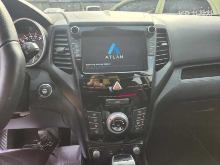 KG Mobility (Ssangyong) Tivoli Air Gasoline 2WD IX 10