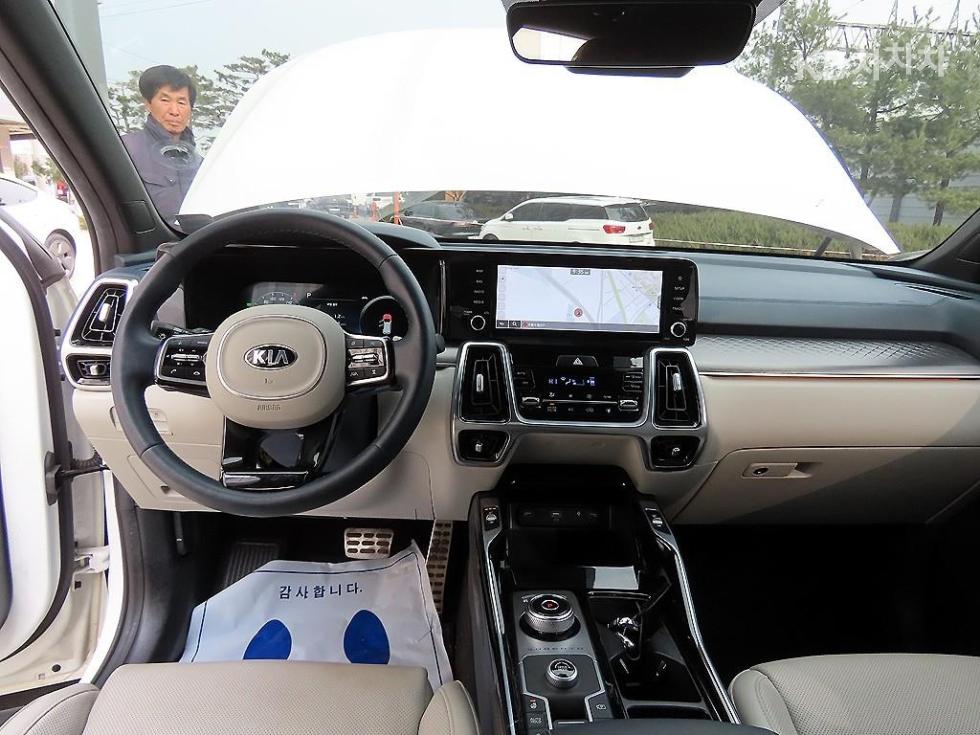 2021 - kia sorento