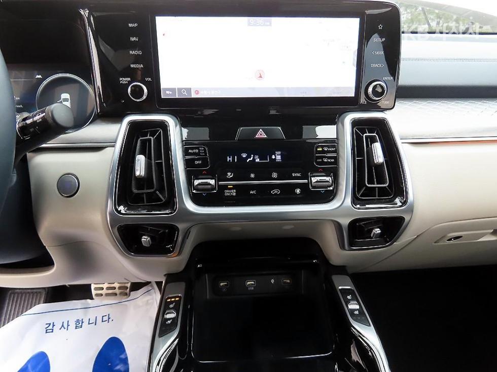 2021 - kia sorento