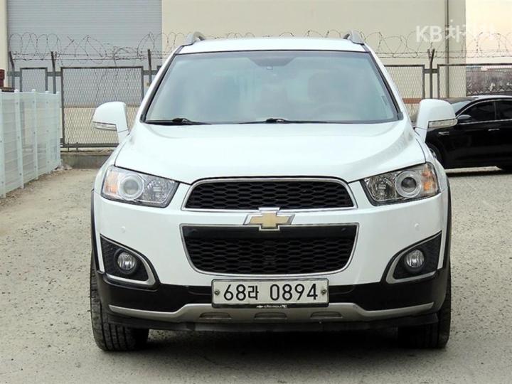 Chevrolet Captiva 2WD LT Premium