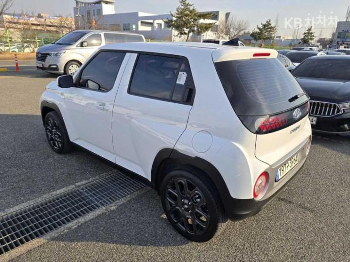 Hyundai Casper 1.0 Gasoline Modern — фото 3