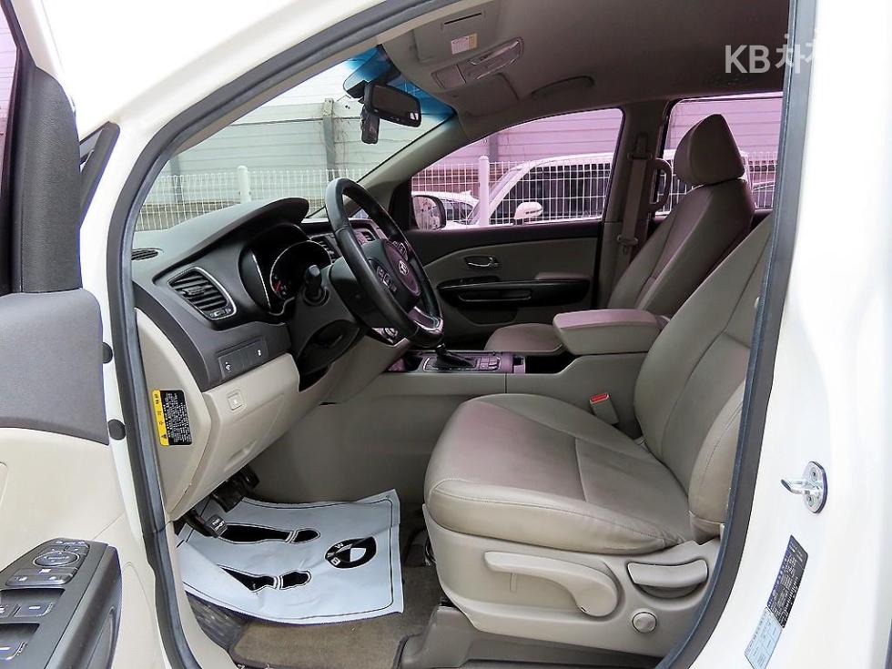 2016 - kia carnival