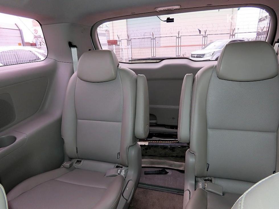 2016 - kia carnival