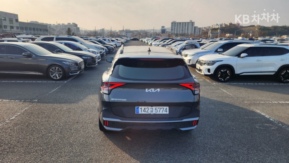 2024 - kia sportage