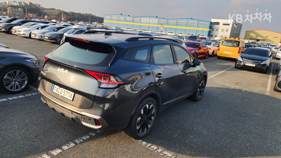 2024 - kia sportage