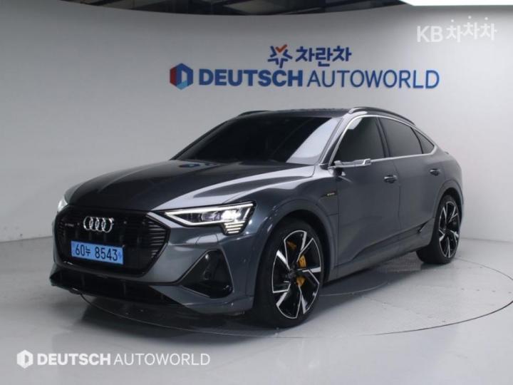 Audi e-tron 55 Quattro Sportback Base Type 2