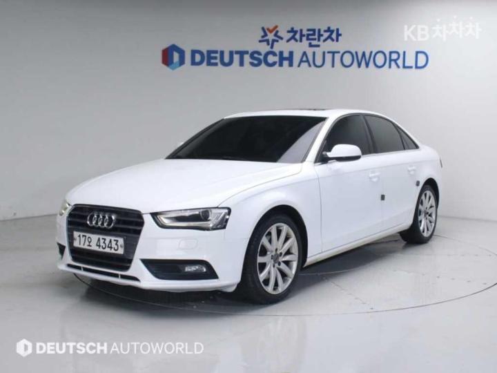 Audi A4 NEW 30 TDI B8 2