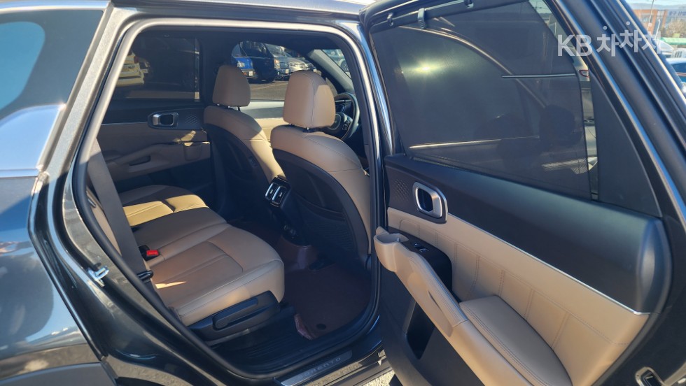2025 - kia sorento