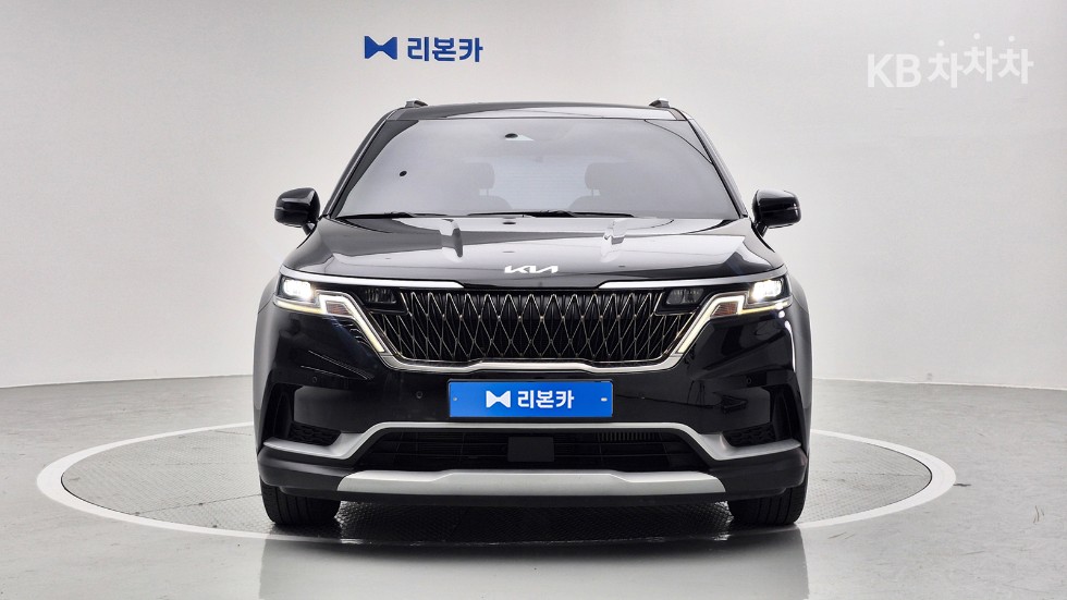 2022 - kia carnival