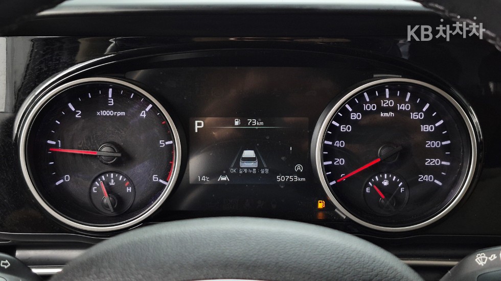 2022 - kia carnival