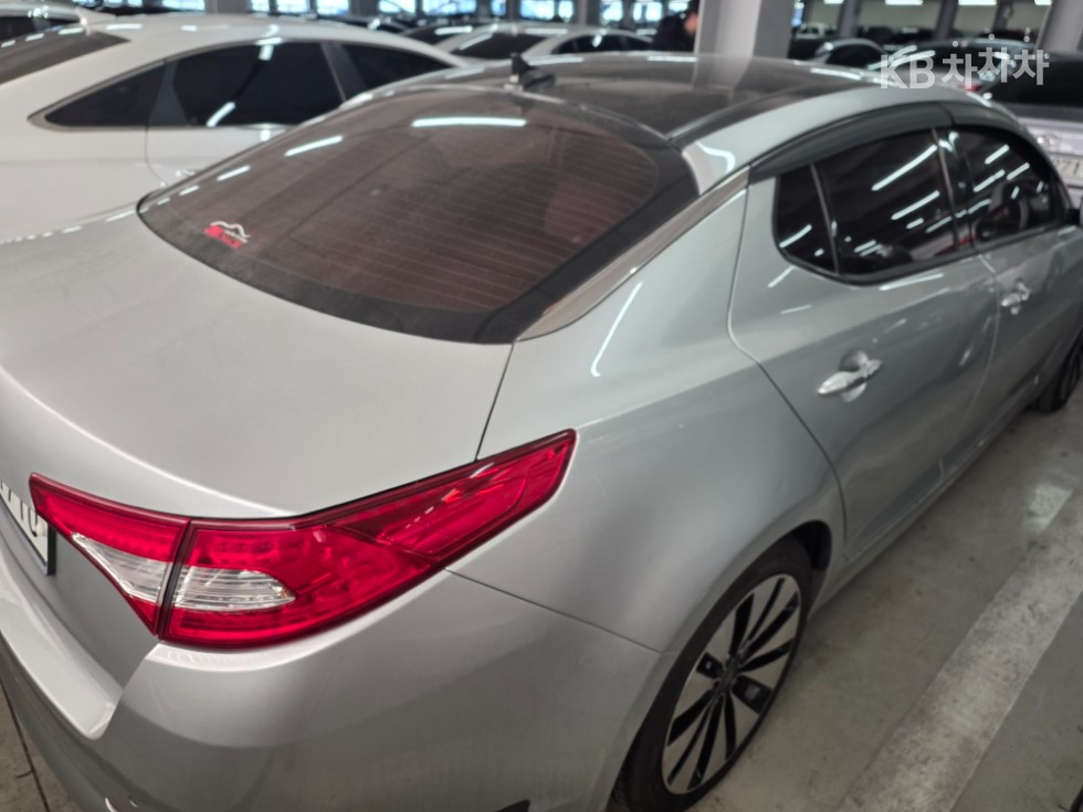 2011 - kia k5