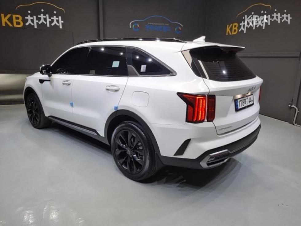 2023 - kia sorento
