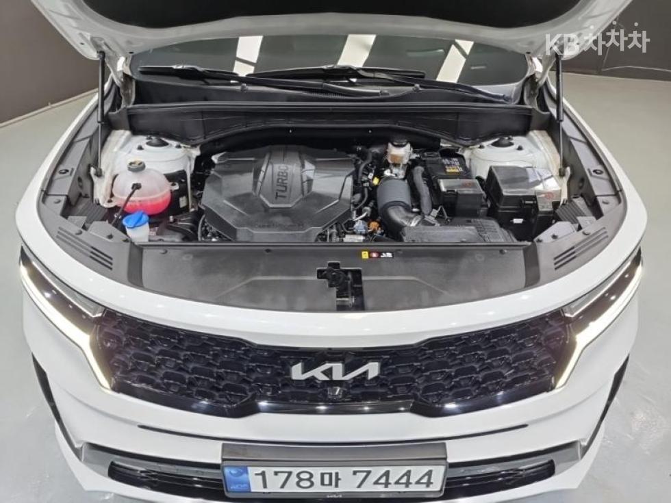 2023 - kia sorento