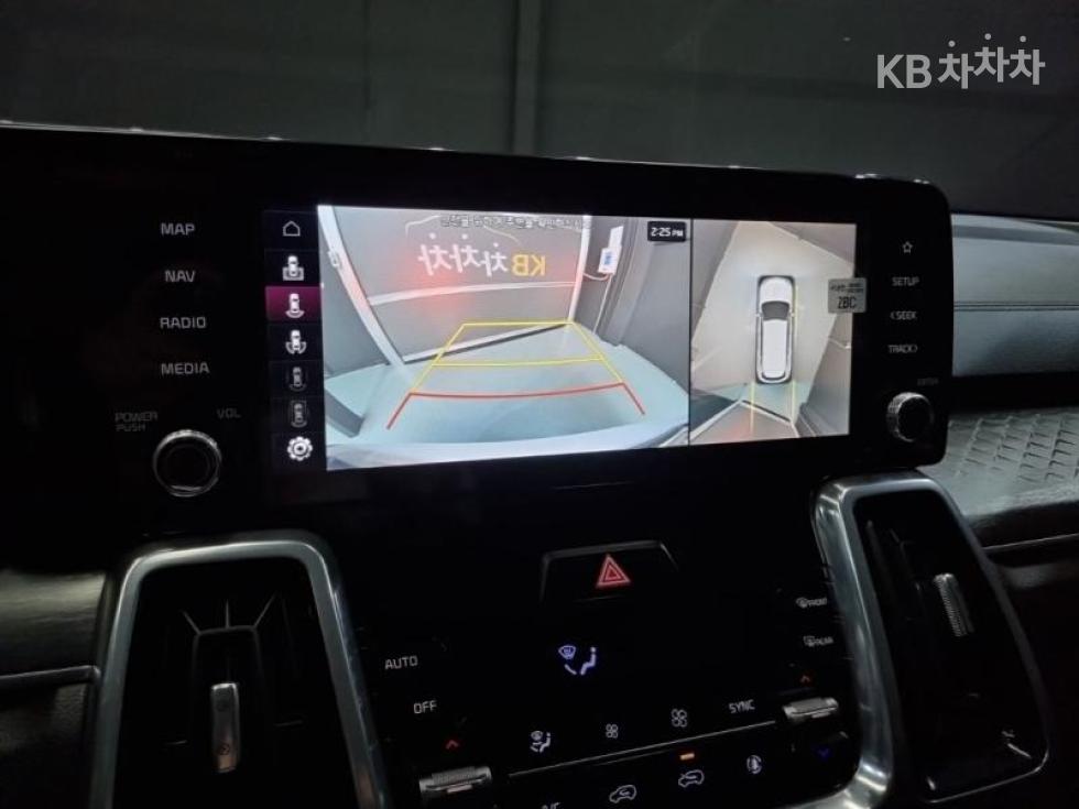 2023 - kia sorento