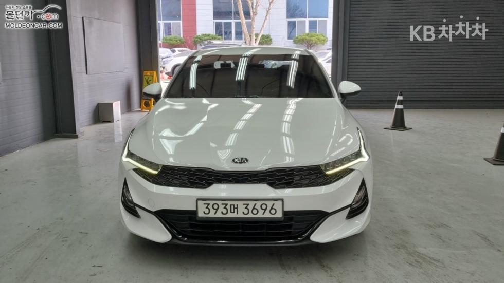 2021 - kia k5