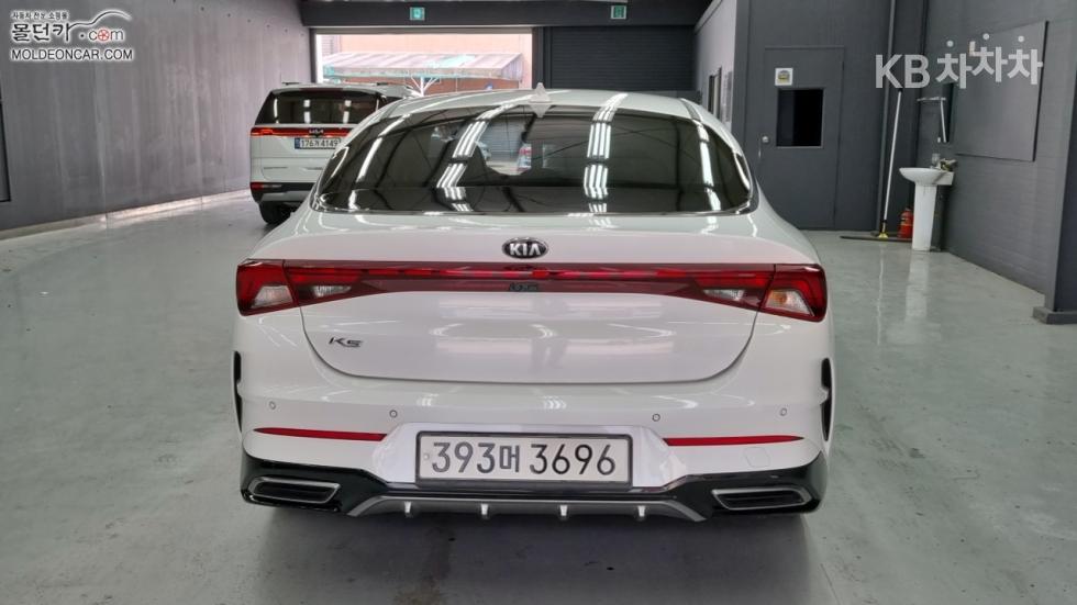 2021 - kia k5