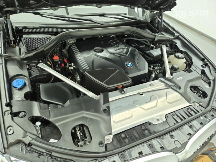 BMW X4 New G02 xDrive 20i M Sport 7