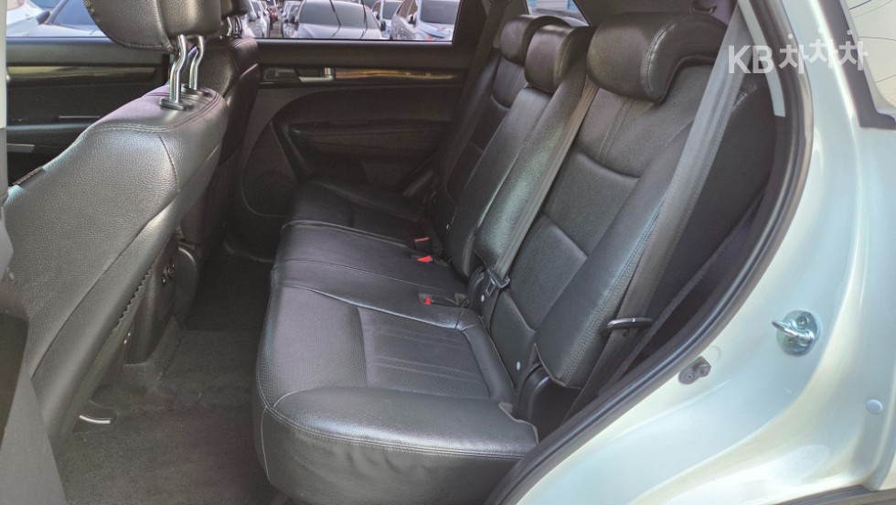 2012 - kia sorento