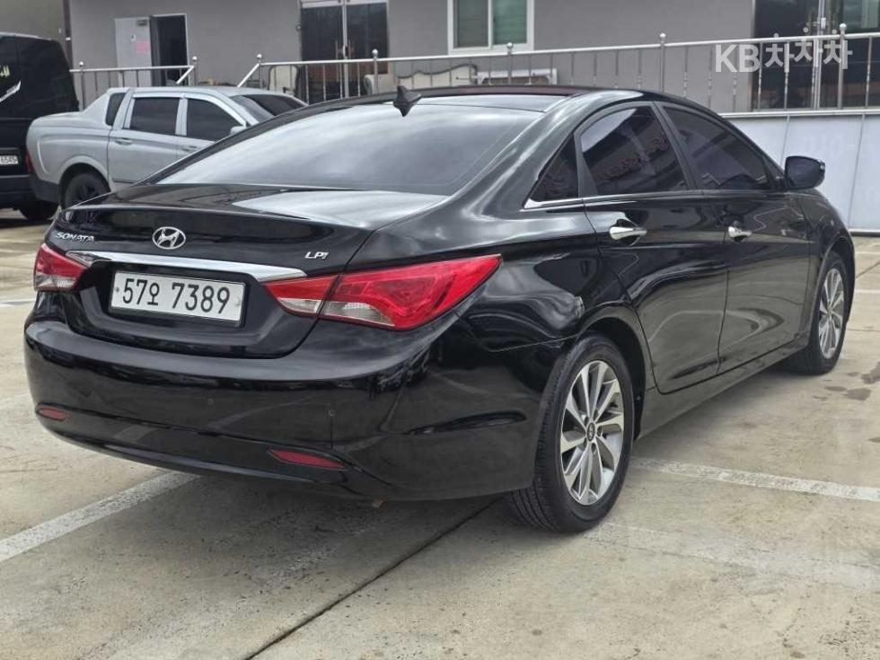 Hyundai Sonata — miniaturë 4