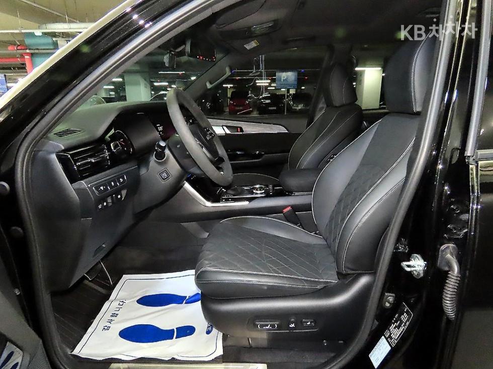 2022 - kia mohave