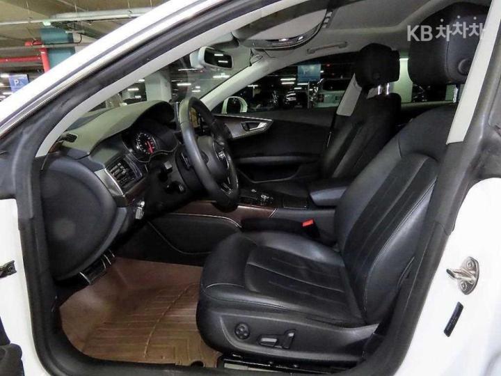 Audi A7 3.0 TDI Quattro Dynamic 7