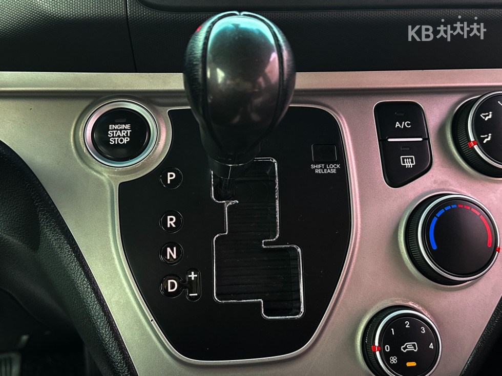 2014 - kia ray
