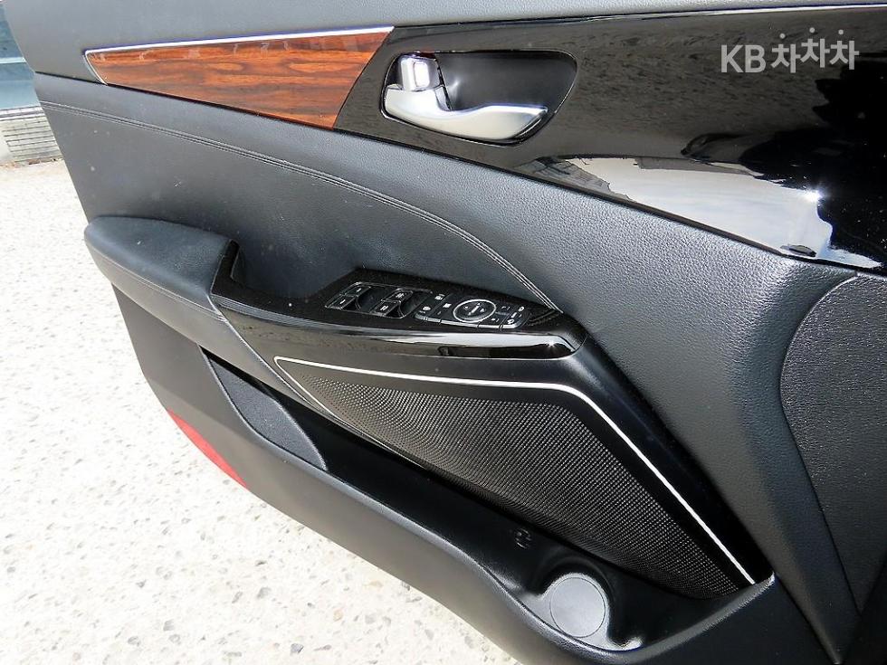 2016 - kia k7