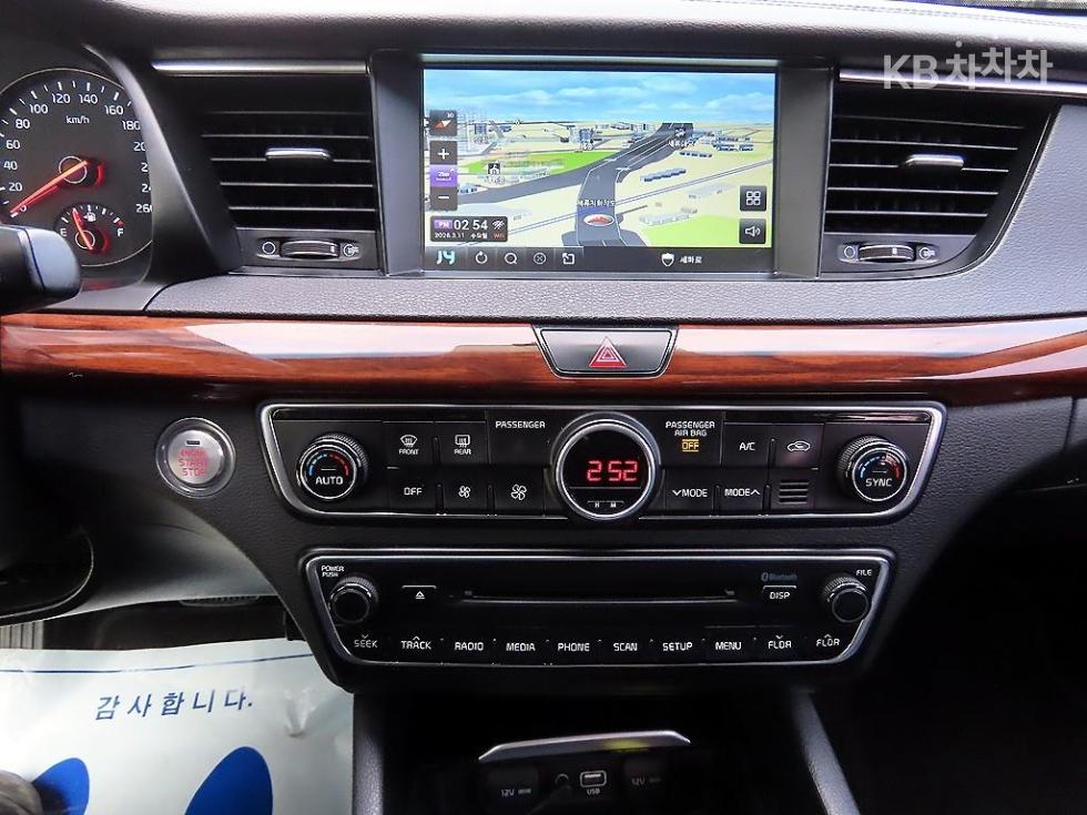 2016 - kia k7