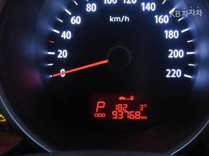 Kia Soul 1.6 GDI Luxury Base Type 9