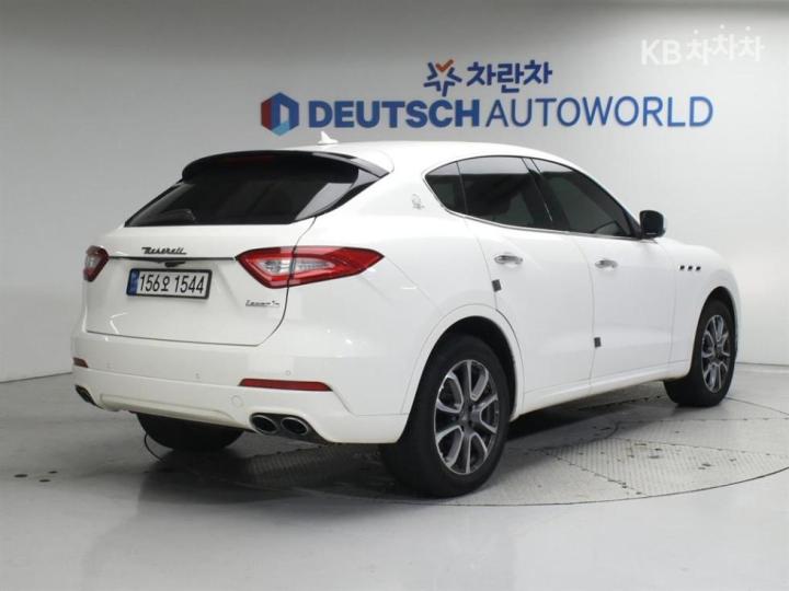 Maserati Levante 3.0 Diesel AWD Base Type 3