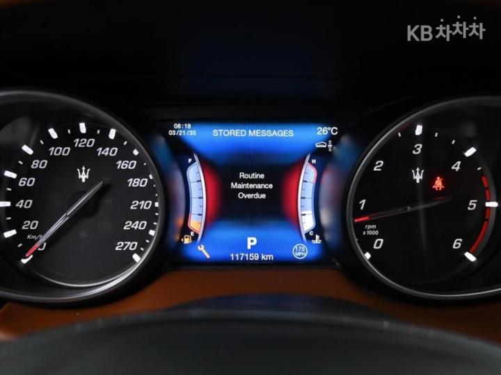 Maserati Levante 3.0 Diesel AWD Base Type 9