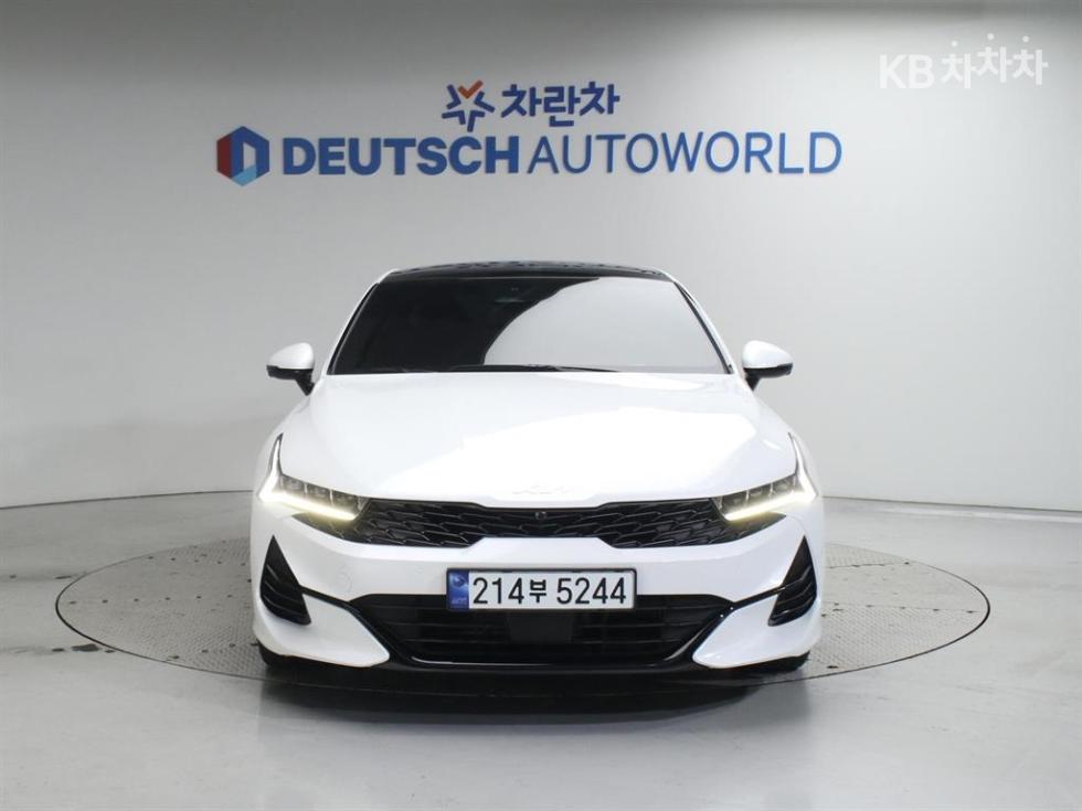2023 - kia k5