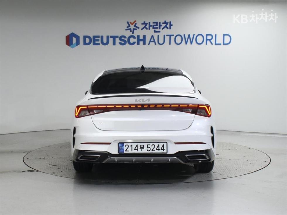 2023 - kia k5
