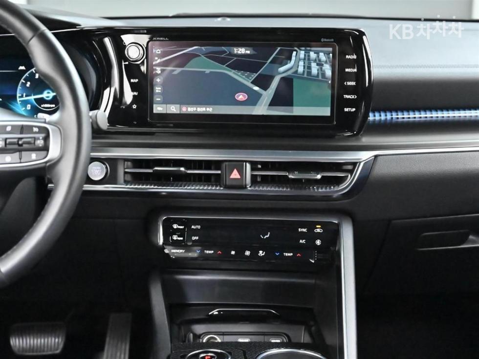 2023 - kia k5
