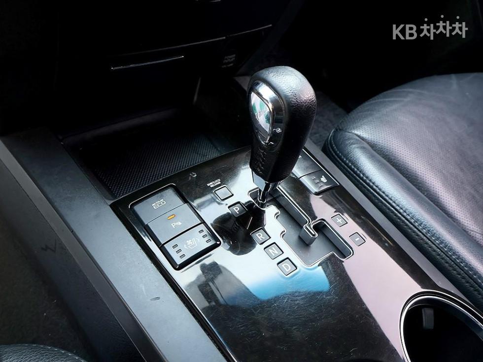 2012 - kia mohave