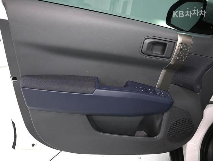 Kia EV3 Long Range 2WD Earth 9