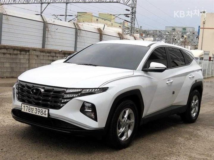 Hyundai Tucson The NX4 Diesel 2.0 2WD Modern 3