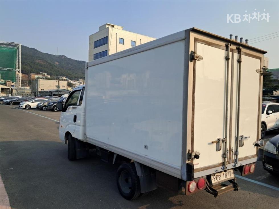 2013 - kia bongo iii