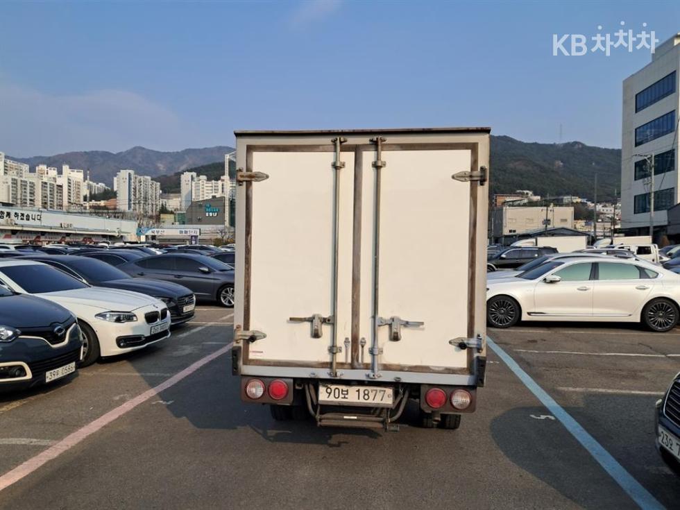 2013 - kia bongo iii
