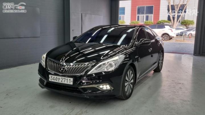 Hyundai Grandeur Hybrid Premium