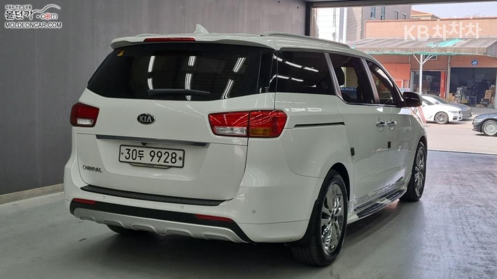 2015 - kia carnival