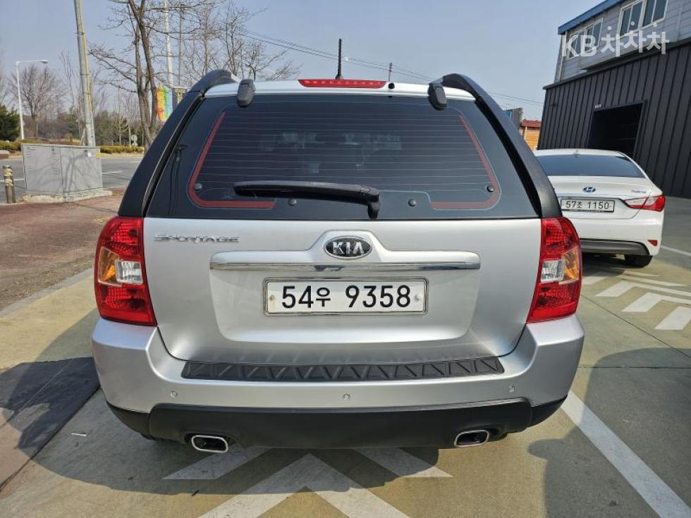 2010 - kia sportage