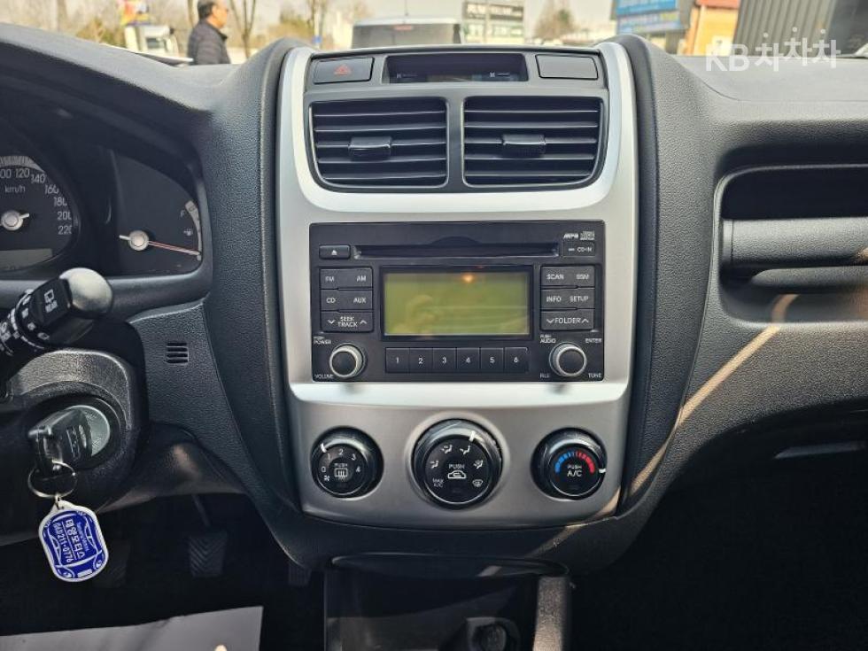 2010 - kia sportage