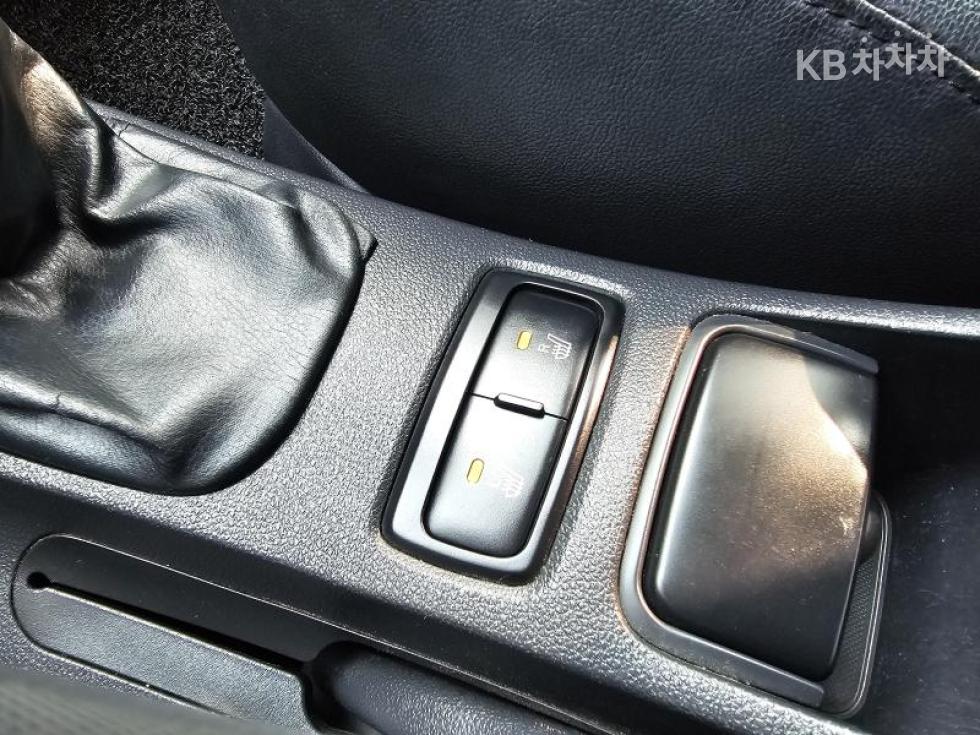 2010 - kia sportage