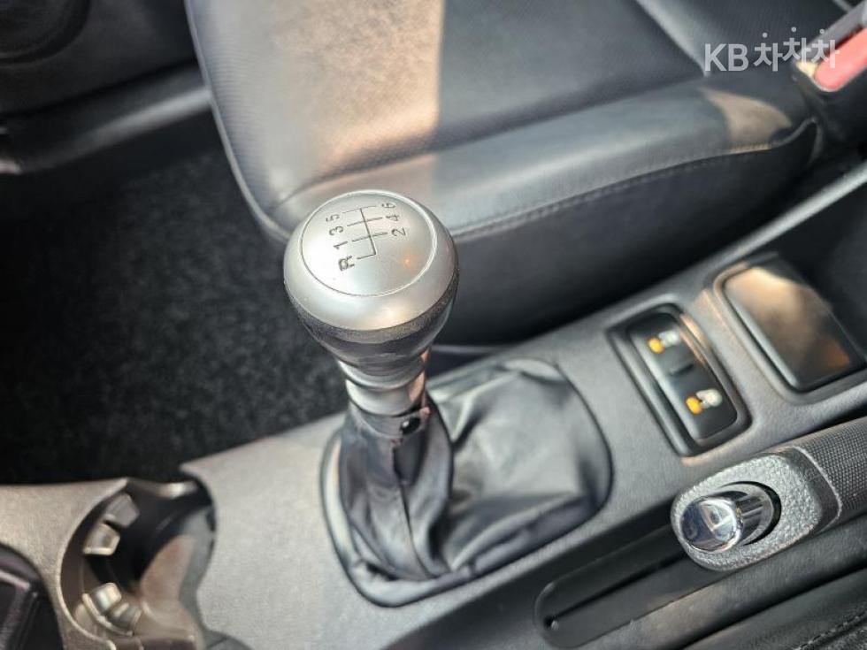 2010 - kia sportage