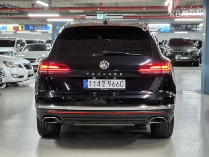Volkswagen Touareg 3.0 TDI Prestige 5
