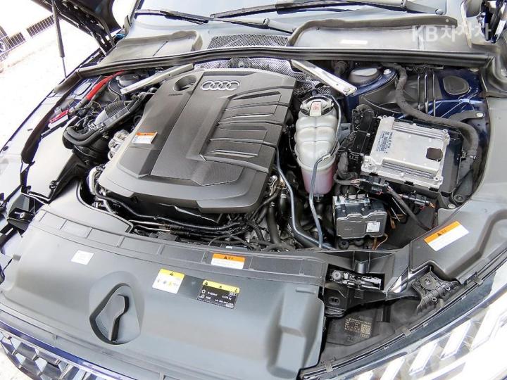 Audi A4 B9 40 TDI Quattro Premium 7